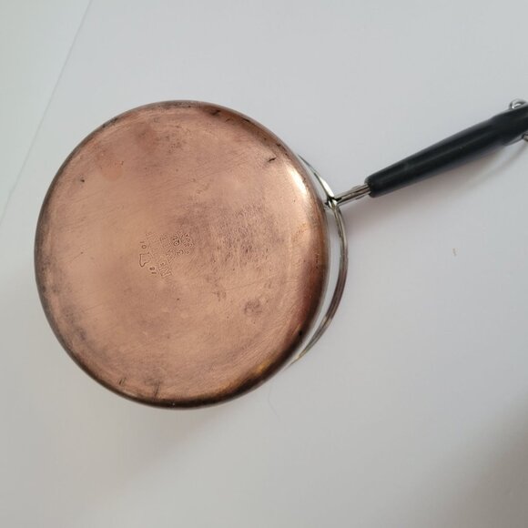 Revere Ware 2 Qt Stainless Steel & Copper Saucepan With Black Handle - Picture 5 of 6